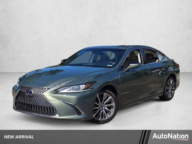 2019 Lexus ES ES 300h FWD photo