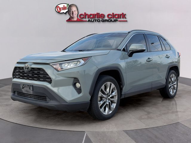 2019 Toyota RAV4 XLE Premium FWD photo