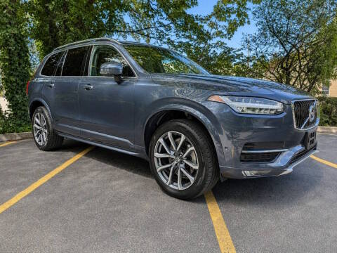 2019 Volvo XC90 Momentum AWD photo