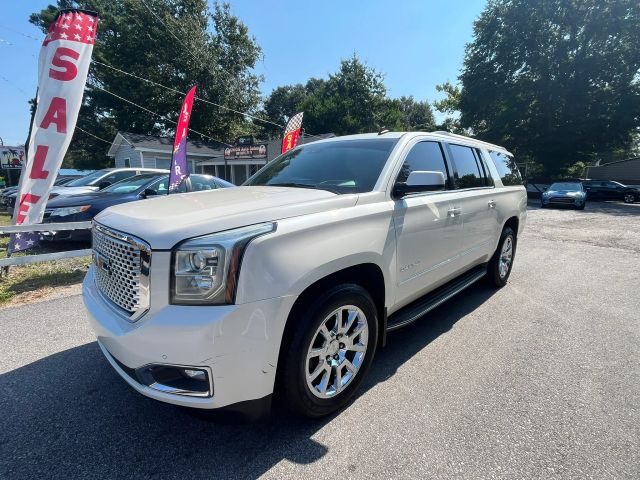 2015 GMC Yukon XL Denali 4WD photo