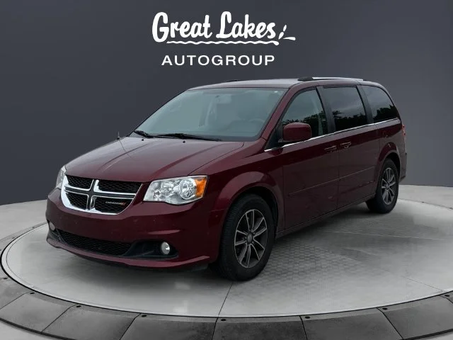 2017 Dodge Grand Caravan SXT FWD photo