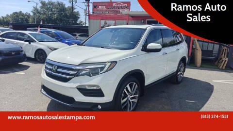 2017 Honda Pilot Touring AWD photo