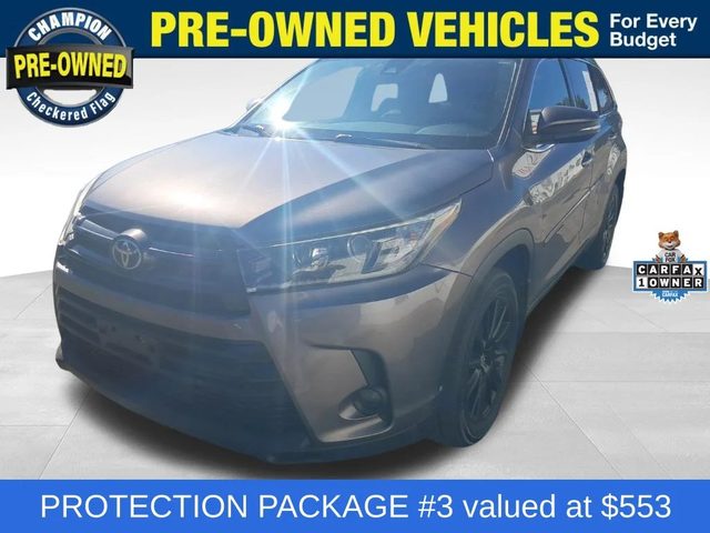 2019 Toyota Highlander SE AWD photo
