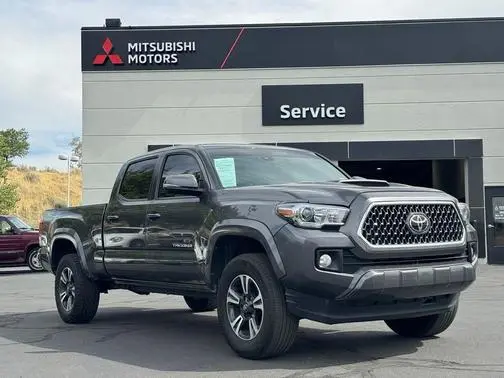 2018 Toyota Tacoma TRD Sport 4WD photo