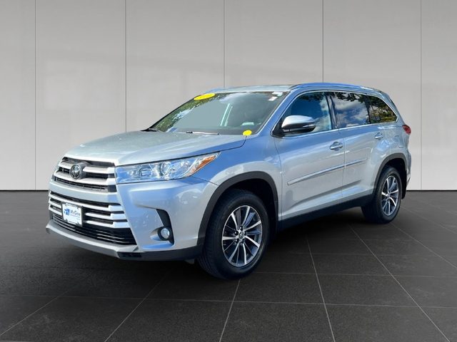 2019 Toyota Highlander XLE AWD photo