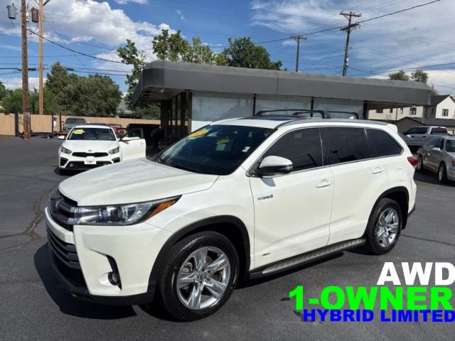 2019 Toyota Highlander Hybrid Limited AWD photo
