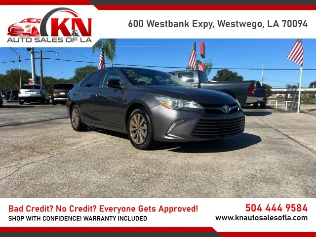 2016 Toyota Camry XLE FWD photo