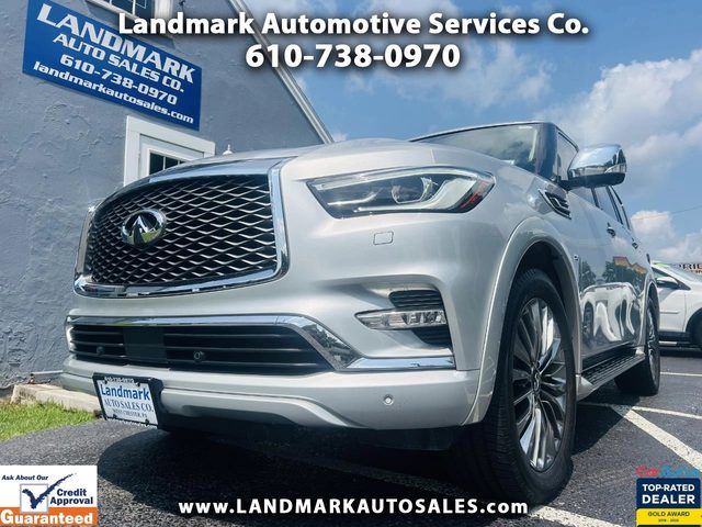 2019 Infiniti QX80 LUXE 4WD photo