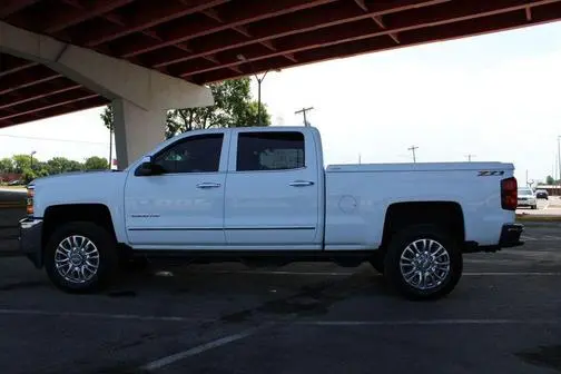 2019 Chevrolet Silverado 2500HD LTZ 4WD photo