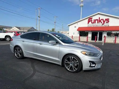 2019 Ford Fusion Titanium FWD photo