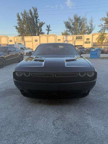 2017 Dodge Challenger SXT Plus RWD photo