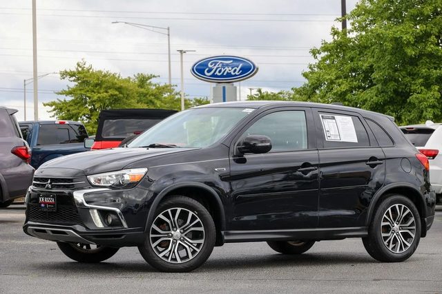 2019 Mitsubishi Outlander Sport SE 2.0 FWD photo