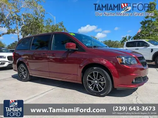 2019 Dodge Grand Caravan SE Plus FWD photo