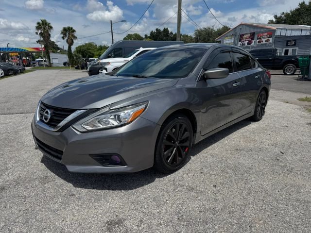 2017 Nissan Altima 2.5 SV FWD photo