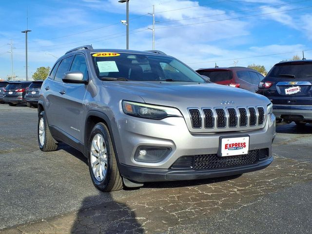 2019 Jeep Cherokee Latitude FWD photo
