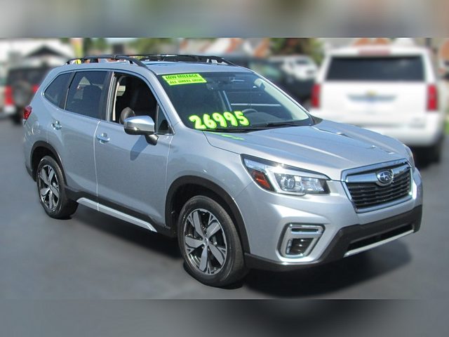 2019 Subaru Forester Touring AWD photo