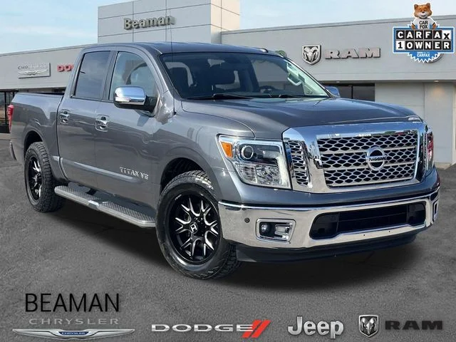 2019 Nissan Titan SL RWD photo