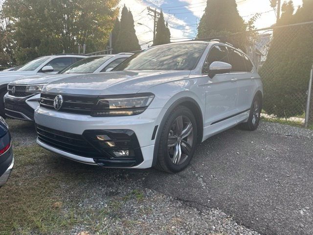 2019 Volkswagen Tiguan SEL Premium R-Line AWD photo
