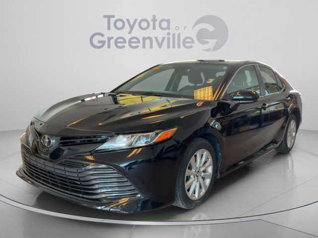 2019 Toyota Camry LE FWD photo