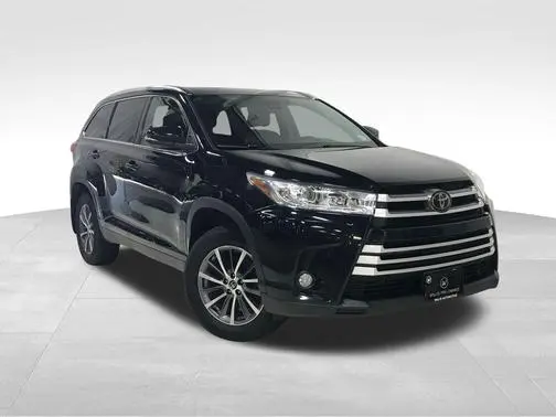 2019 Toyota Highlander XLE AWD photo