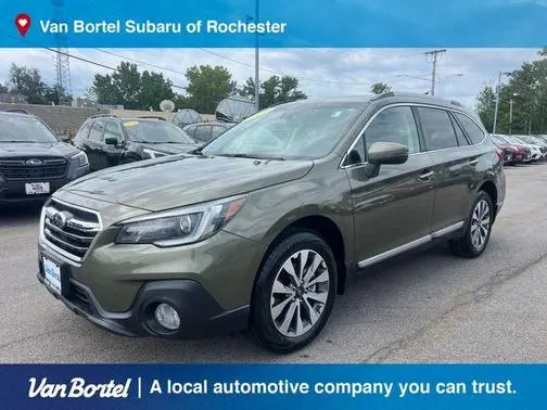 2019 Subaru Outback Touring AWD photo