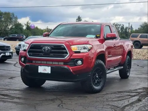 2019 Toyota Tacoma SR5 4WD photo