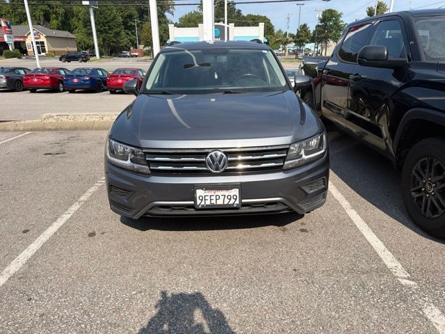 2019 Volkswagen Tiguan S FWD photo