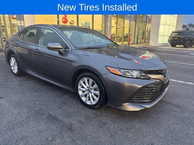 2019 Toyota Camry LE FWD photo