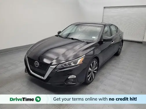 2019 Nissan Altima 2.5 Platinum FWD photo