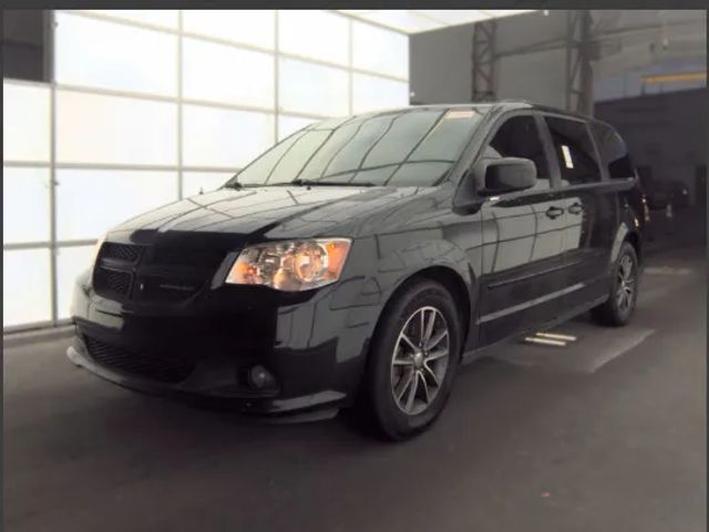 2017 Dodge Grand Caravan SXT FWD photo
