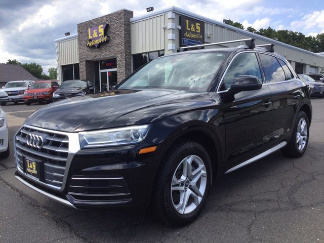 2019 Audi Q5 Premium AWD photo