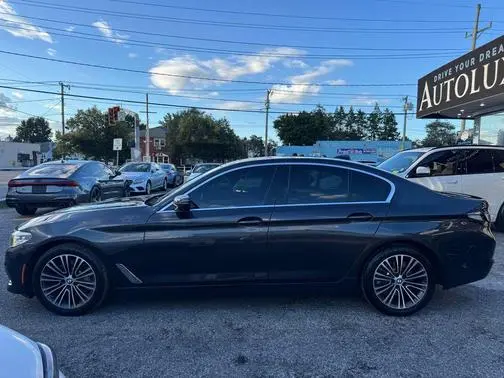 2019 BMW 5 Series 530i RWD photo