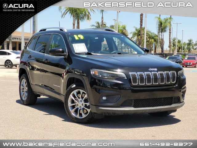 2019 Jeep Cherokee Latitude Plus FWD photo