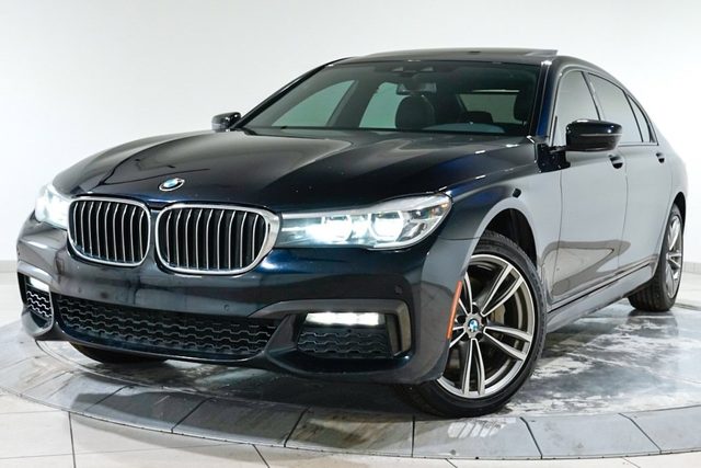2019 BMW 7 Series 740i RWD photo