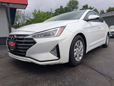 2019 Hyundai Elantra SE FWD photo