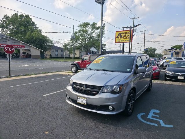 2019 Dodge Grand Caravan SE Plus FWD photo