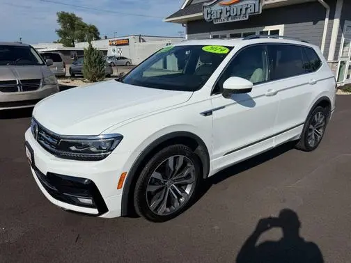 2019 Volkswagen Tiguan SEL Premium R-Line AWD photo