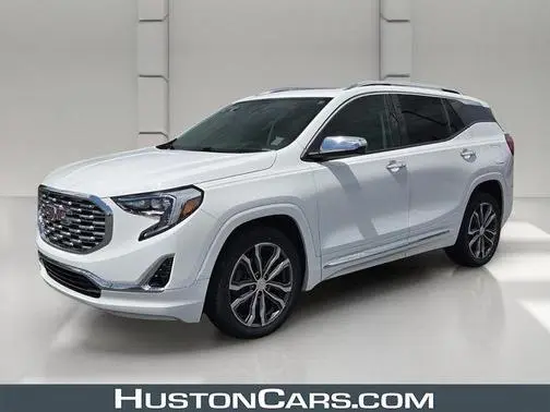 2019 GMC Terrain Denali FWD photo