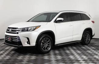 2019 Toyota Highlander Limited Platinum AWD photo