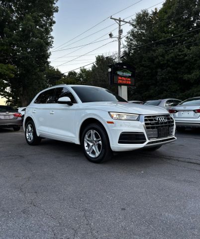2019 Audi Q5 Premium AWD photo