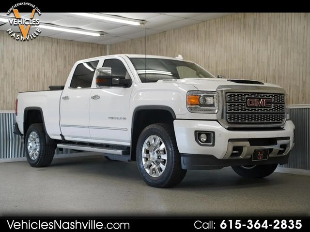 2019 GMC Sierra 2500HD Denali 4WD photo