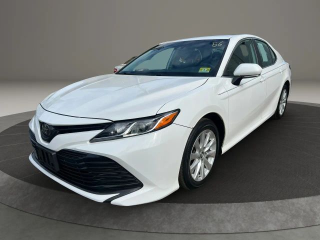2019 Toyota Camry LE FWD photo
