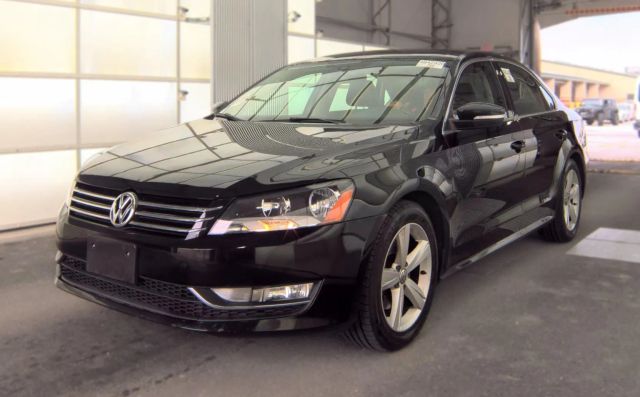 2015 Volkswagen Passat 1.8T Limited Edition FWD photo