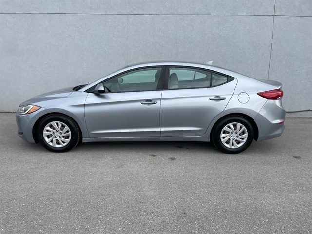 2017 Hyundai Elantra SE FWD photo