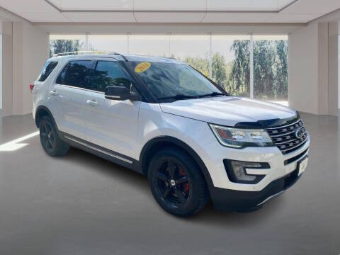 2016 Ford Explorer XLT 4WD photo