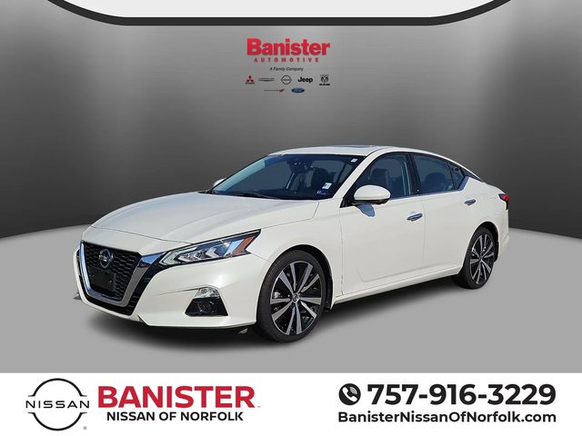 2019 Nissan Altima 2.5 Platinum AWD photo