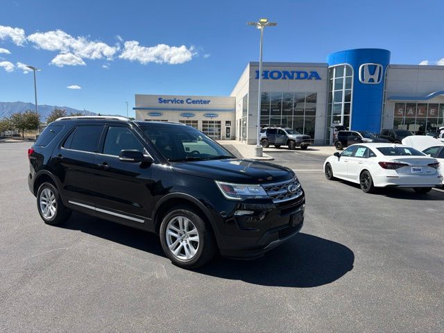 2018 Ford Explorer XLT 4WD photo