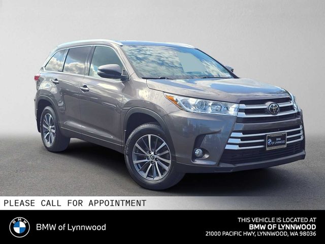 2019 Toyota Highlander XLE AWD photo