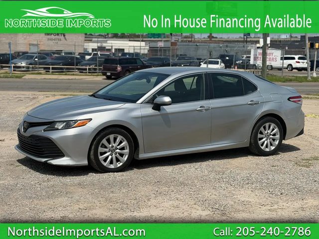 2018 Toyota Camry LE FWD photo