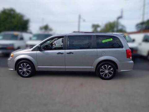 2019 Dodge Grand Caravan SE FWD photo